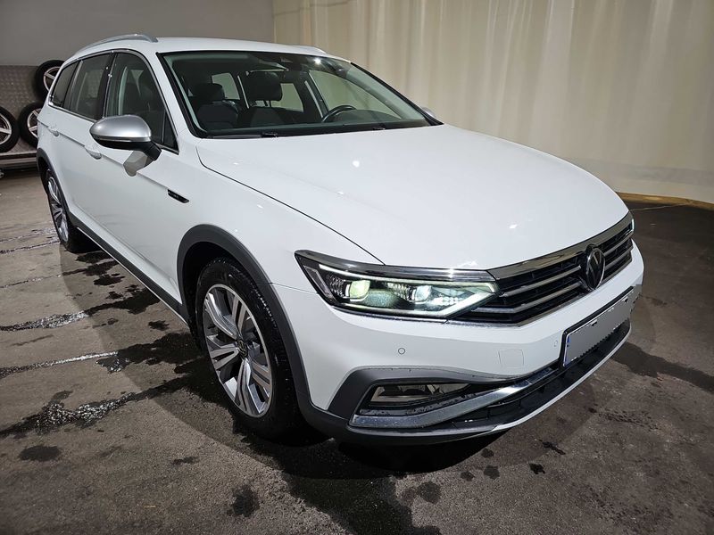 Volkswagen Passat Alltrack 2.0 TDI 4Motion — zdjęcie 6