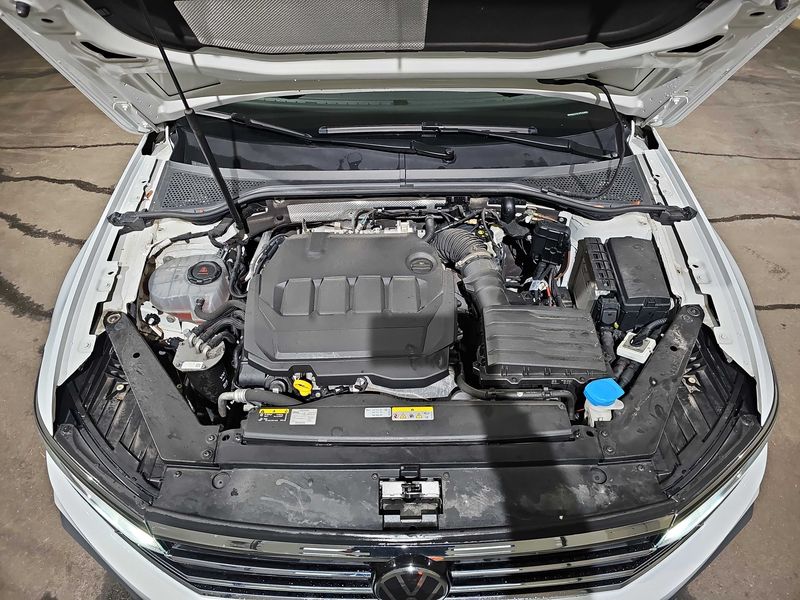 Volkswagen Passat Alltrack 2.0 TDI 4Motion — zdjęcie 8