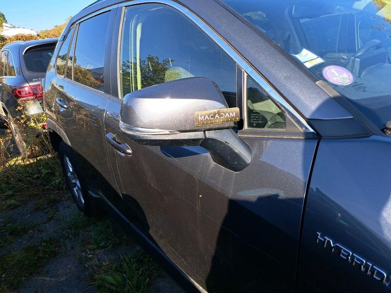 Toyota RAV 4 2.5 Hybrid 4x2 Dynamic — zdjęcie 44