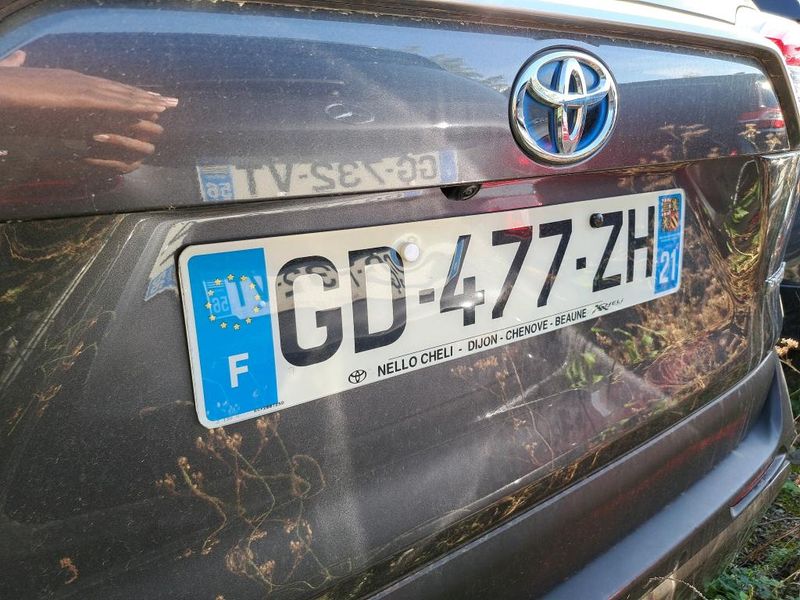 Toyota RAV 4 2.5 Hybrid 4x2 Dynamic — zdjęcie 14