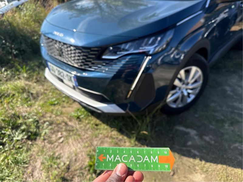 Peugeot 3008 1.2 PureTech Active Pack — zdjęcie 33