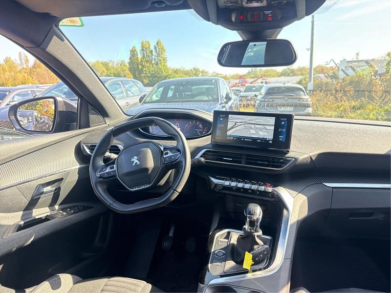 Peugeot 3008 1.2 PureTech Active Pack — zdjęcie 5