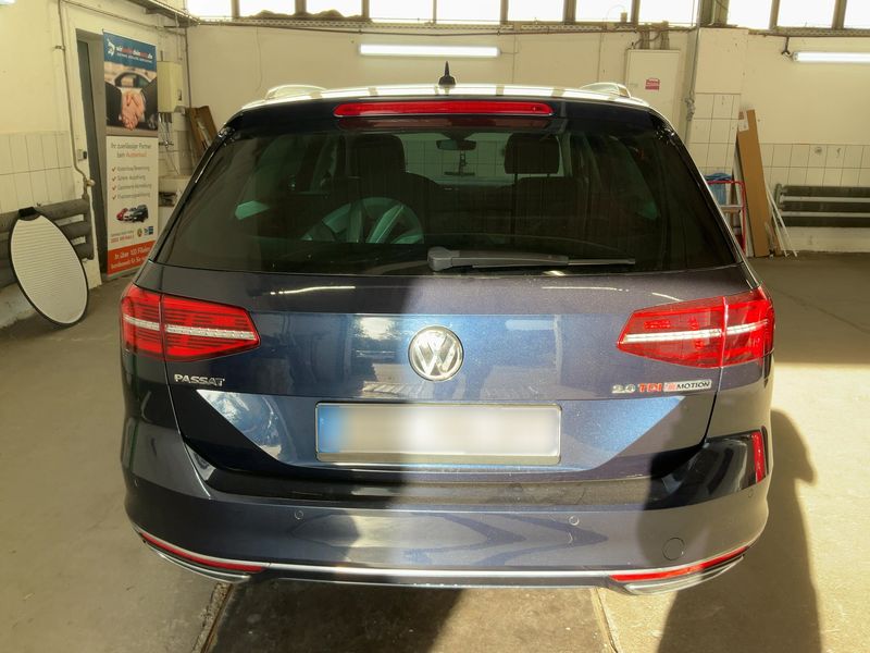 Volkswagen Passat 2.0 TDI Highline 4Motion BlueMotion Tech — zdjęcie 5