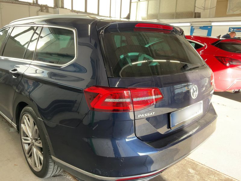 Volkswagen Passat 2.0 TDI Highline 4Motion BlueMotion Tech — zdjęcie 3