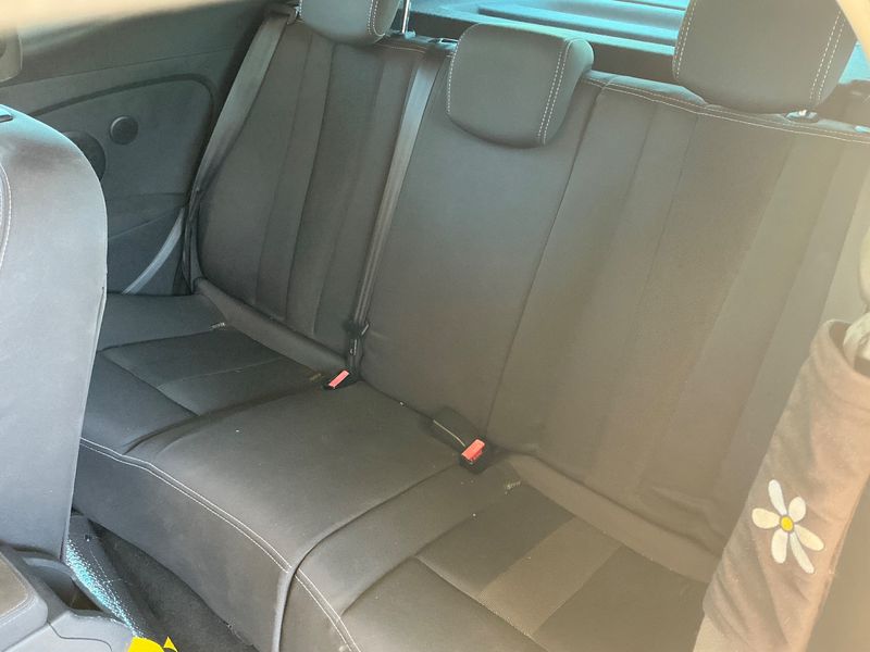 Renault Megane 1.5 dCi Dynamique — zdjęcie 14