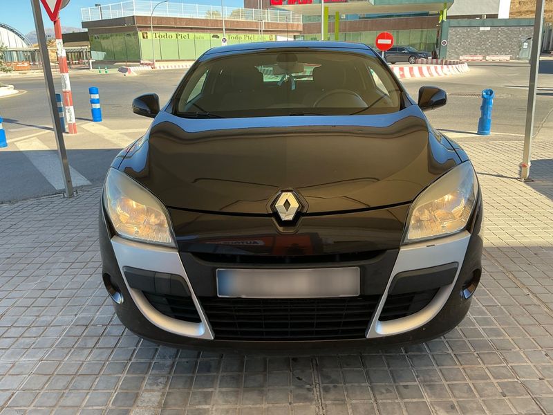 Renault Megane 1.5 dCi Dynamique — zdjęcie 9