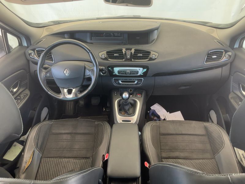 Renault Scenic 1.5 dCi BOSE Edition — zdjęcie 12