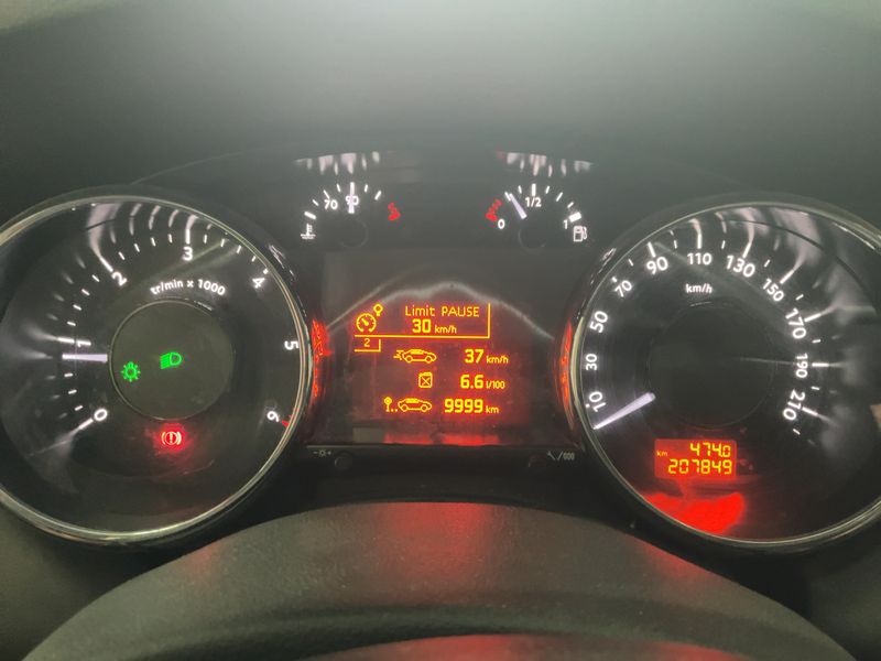 Peugeot 5008 2.0 Blue-HDi Allure — zdjęcie 13