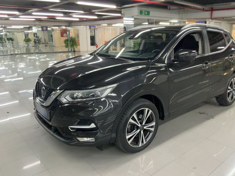 Nissan Qashqai 1.5 dCi N-Connecta — zdjęcie 2
