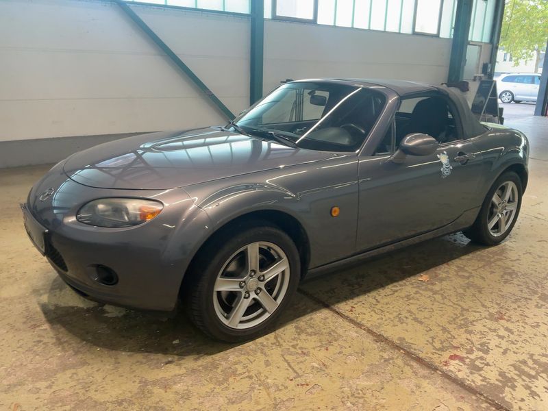 Mazda MX-5 1.8 Emotion — zdjęcie 2