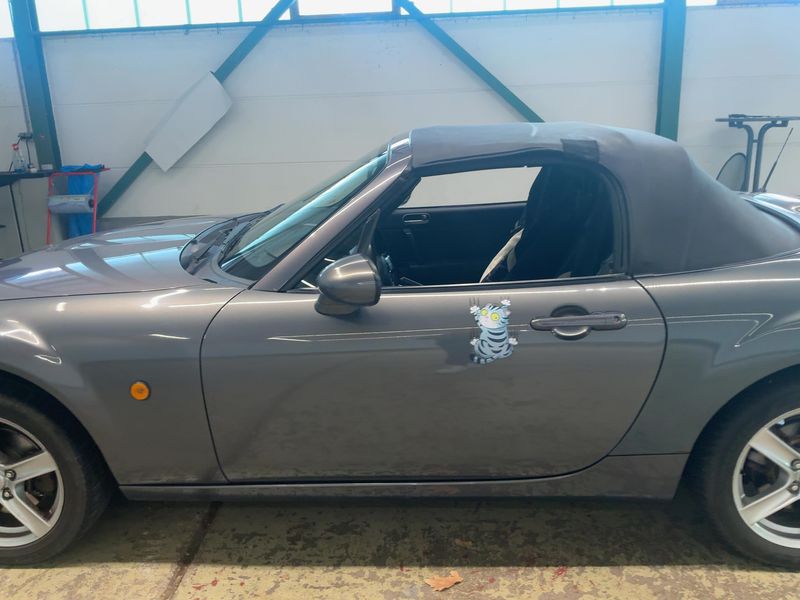 Mazda MX-5 1.8 Emotion — zdjęcie 4