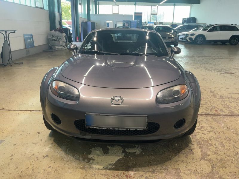 Mazda MX-5 1.8 Emotion — zdjęcie 9