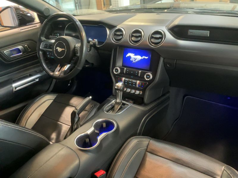 Ford Mustang 5.0 Ti-VCT V8 GT Convertible — zdjęcie 12