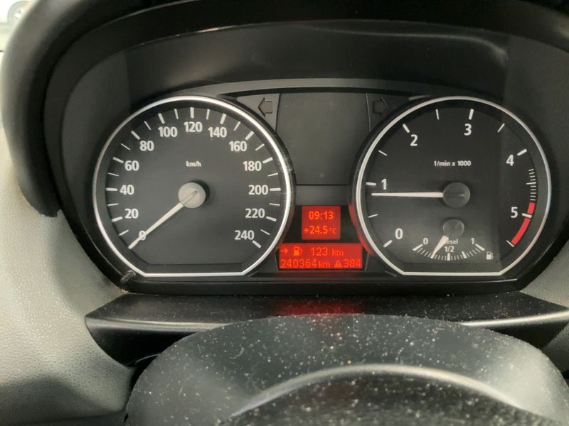 BMW 1er 118d — zdjęcie 4