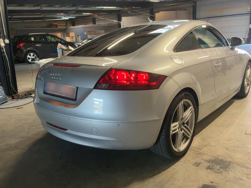 Audi TT 2.0 TFSI Coupe — zdjęcie 6
