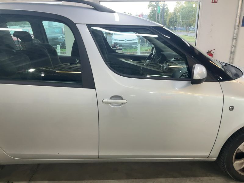 Skoda Roomster 1.2 TSI Ambition — zdjęcie 7