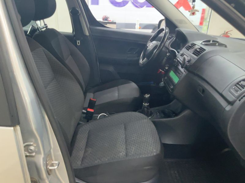 Skoda Roomster 1.2 TSI Ambition — zdjęcie 11