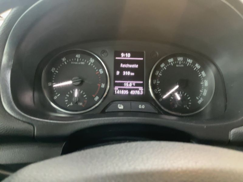 Skoda Roomster 1.2 TSI Ambition — zdjęcie 13
