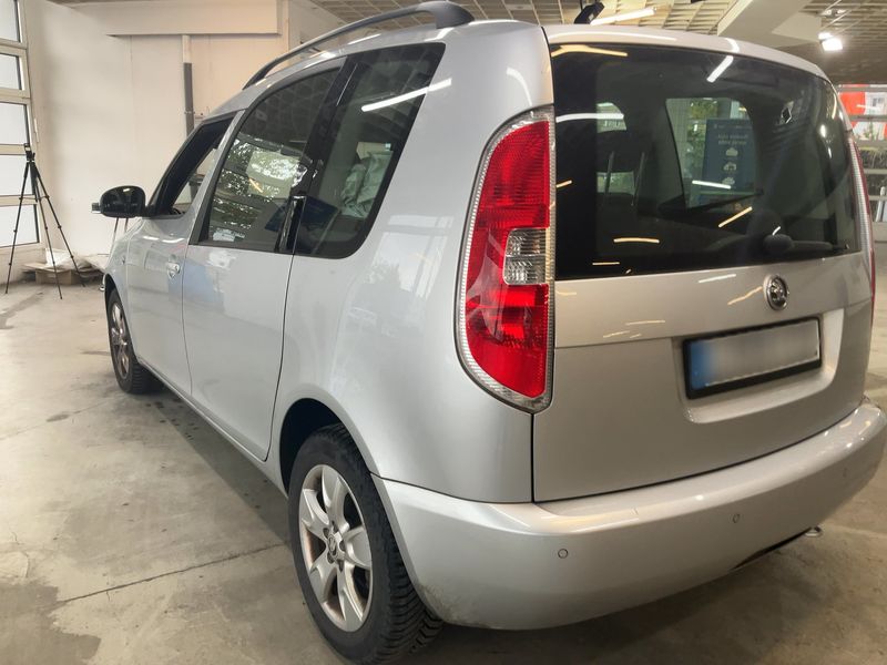 Skoda Roomster 1.2 TSI Ambition — zdjęcie 3