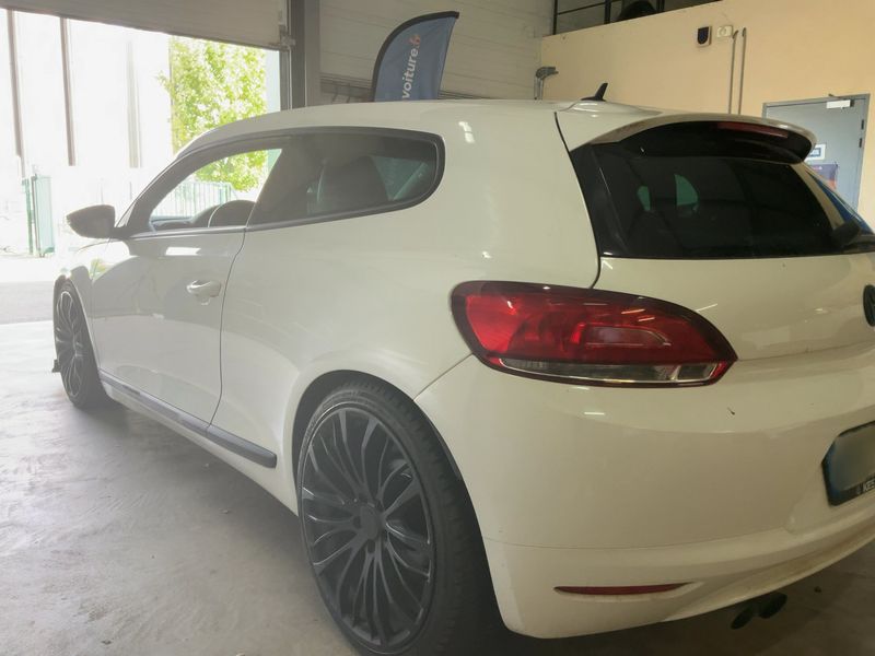 Volkswagen Scirocco 1.4 TSI — zdjęcie 3
