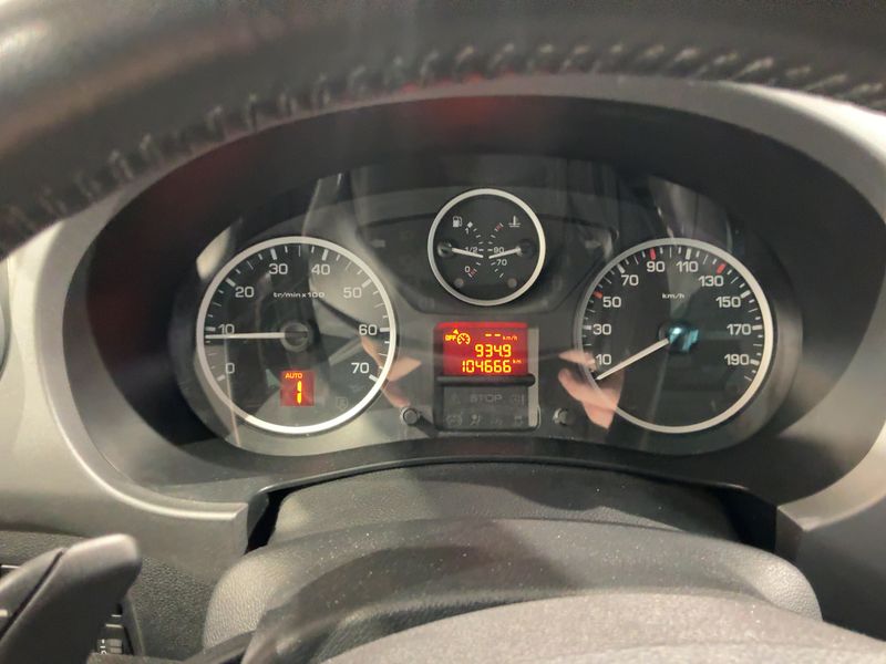 Citroen Berlingo 1.6 Blue-HDi Selection — zdjęcie 13