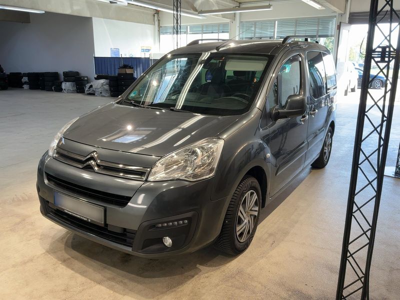 Citroen Berlingo 1.6 Blue-HDi Selection — zdjęcie 2