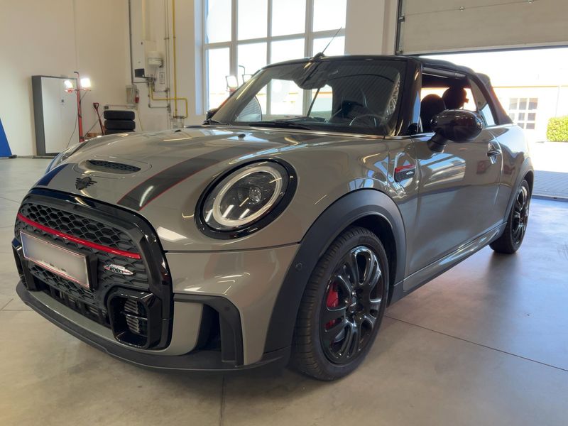 MINI Cabrio John Cooper Works — zdjęcie 1