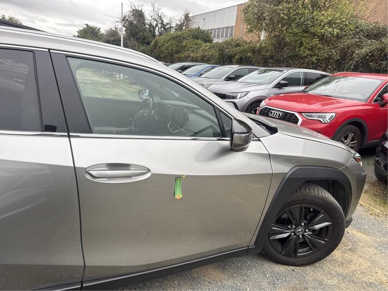 Lexus UX-Serie UX 250h Luxe — zdjęcie 23