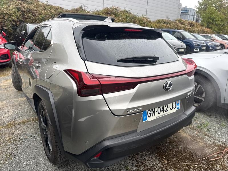 Lexus UX-Serie UX 250h Luxe — zdjęcie 3