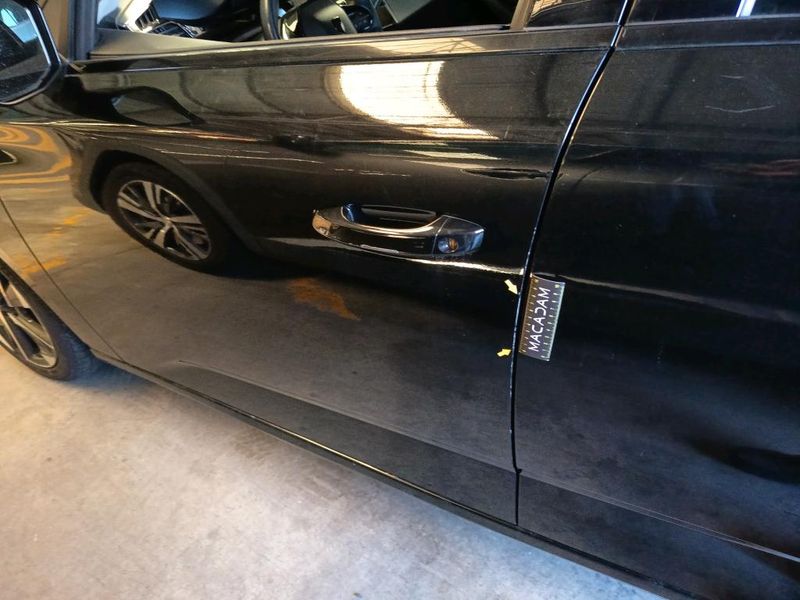 Peugeot 308 1.5 Blue-HDi Allure Pack — zdjęcie 35
