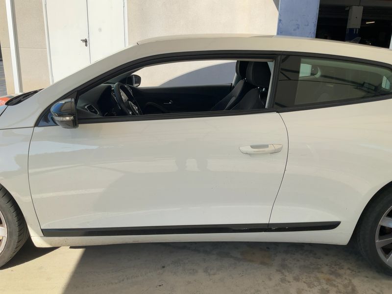 Volkswagen Scirocco 2.0 TDI — zdjęcie 4