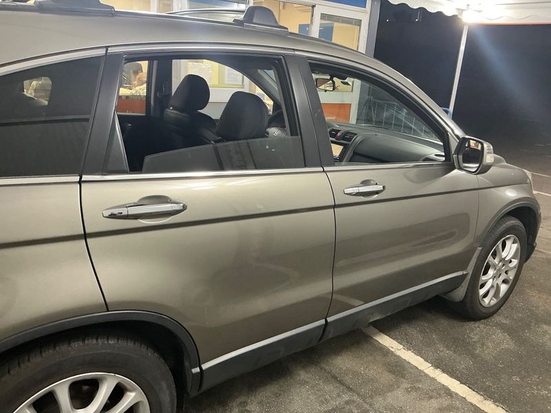 Honda CR-V 2.2 CTDI Executive — zdjęcie 7