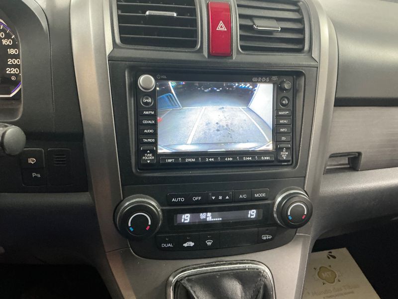 Honda CR-V 2.2 CTDI Executive — zdjęcie 28