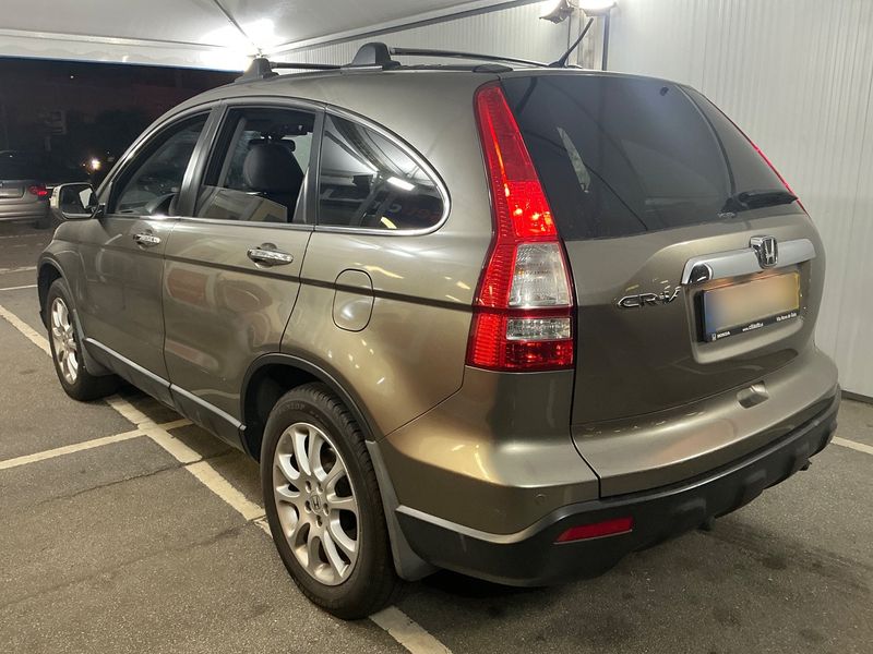 Honda CR-V 2.2 CTDI Executive — zdjęcie 3