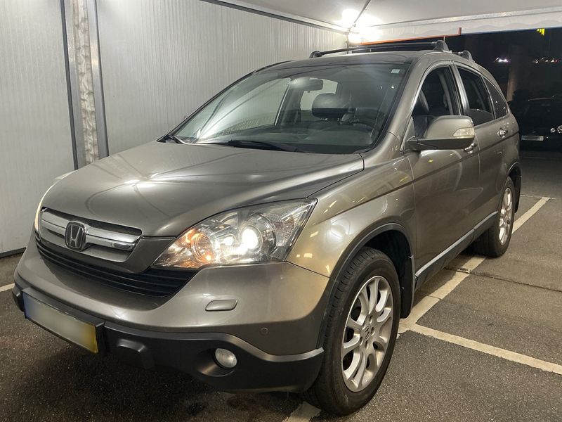 Honda CR-V 2.2 CTDI Executive — zdjęcie 1