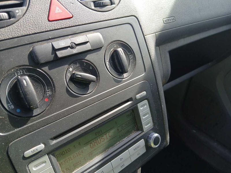 Volkswagen Caddy 1.9 TDI Life — zdjęcie 26