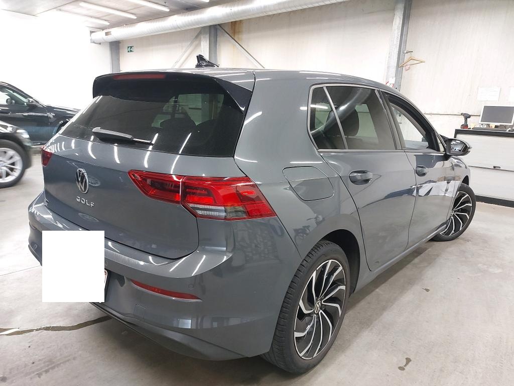 Volkswagen Golf VIII 2.0 TDI Life — zdjęcie 2