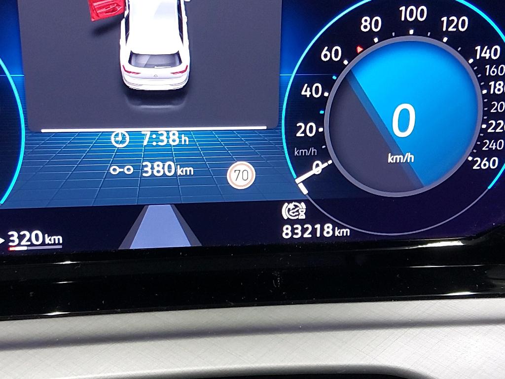Volkswagen Golf VIII 2.0 TDI Life — zdjęcie 6