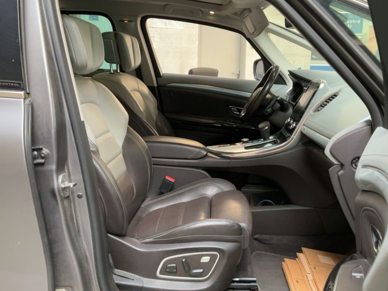 Renault Espace 1.6 dCi Energy Initiale Paris — zdjęcie 11