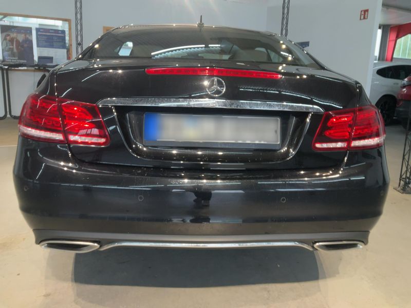 Mercedes-Benz E-Klasse E 220 CDI — zdjęcie 5