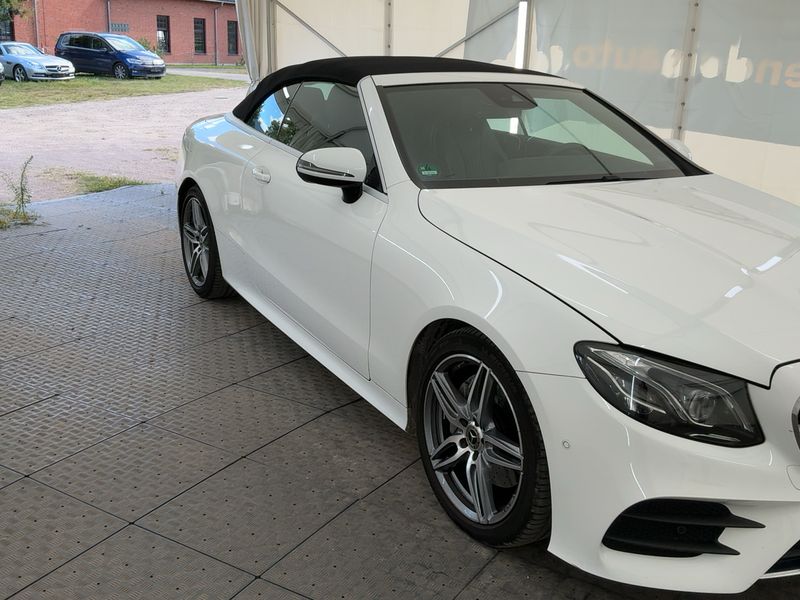 Mercedes-Benz E-Klasse E 200 AMG Line — zdjęcie 8