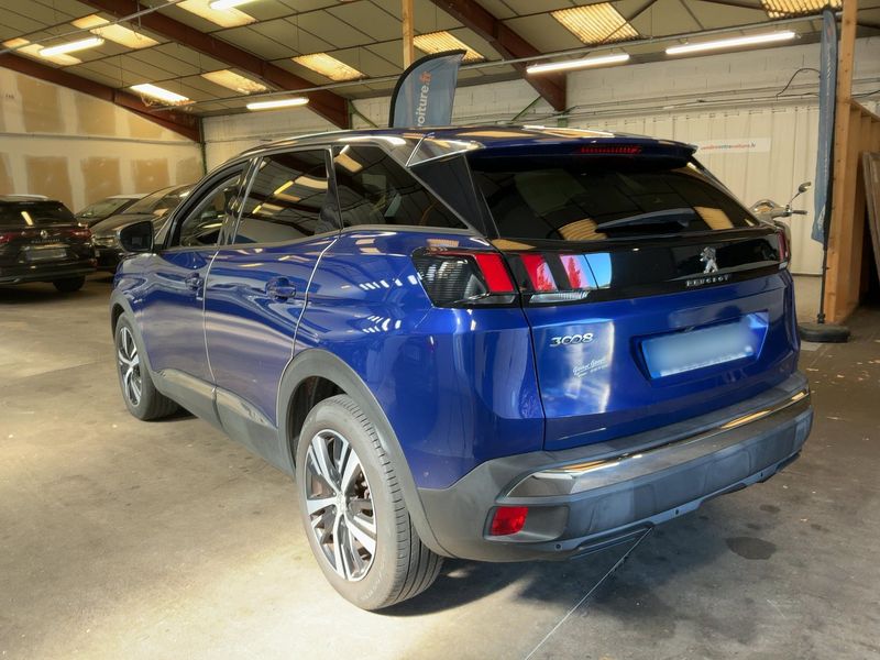 Peugeot 3008 1.5 Blue-HDi Allure — zdjęcie 3