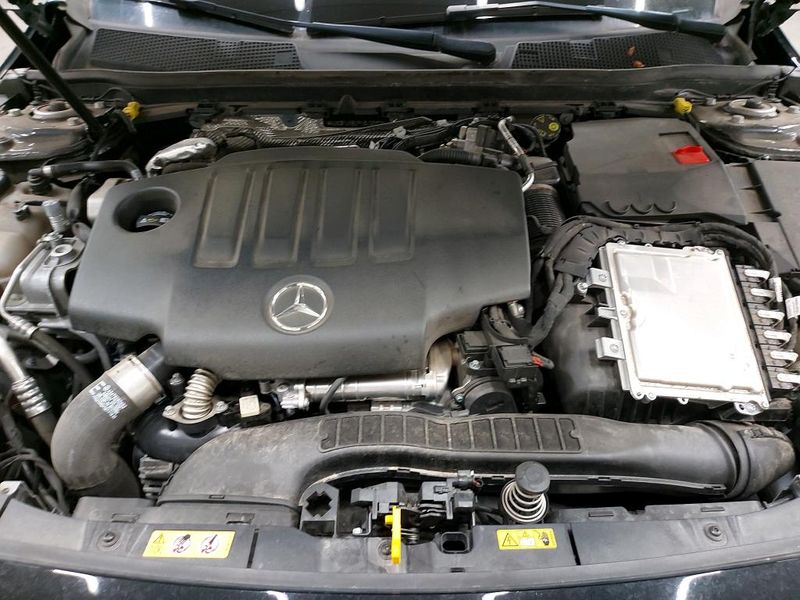 Mercedes-Benz A-Klasse A 180 d Progressive — zdjęcie 3