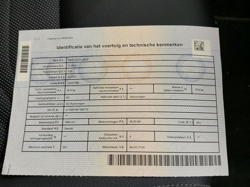 Mercedes-Benz A-Klasse A 180 d Progressive — zdjęcie 8
