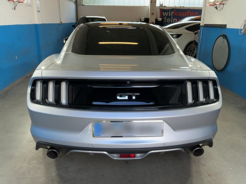 Ford Mustang 5.0 Ti-VCT V8 GT — zdjęcie 5