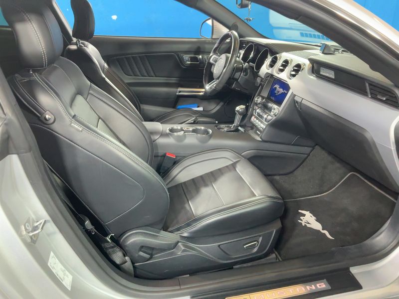 Ford Mustang 5.0 Ti-VCT V8 GT — zdjęcie 11