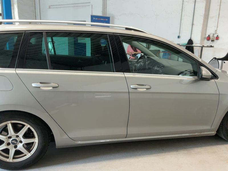 Volkswagen Golf VII 2.0 TDI Highline BlueMotion Tech — zdjęcie 7