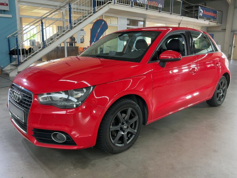 Audi A1 Sportback 1.6 TDI Ambition — zdjęcie 1