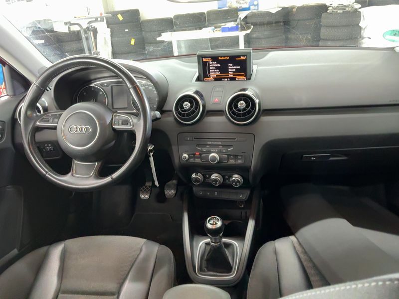 Audi A1 Sportback 1.6 TDI Ambition — zdjęcie 12