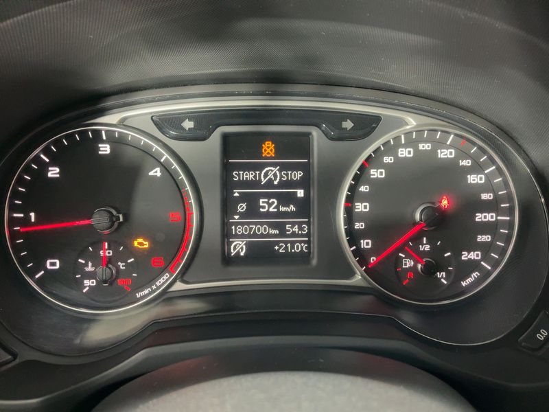 Audi A1 Sportback 1.6 TDI Ambition — zdjęcie 13
